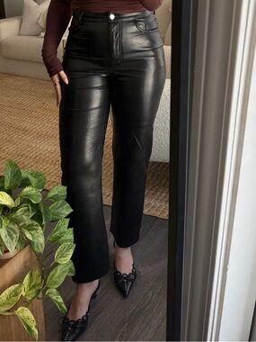 Aritzia Black Faux Leather Cropped Pants